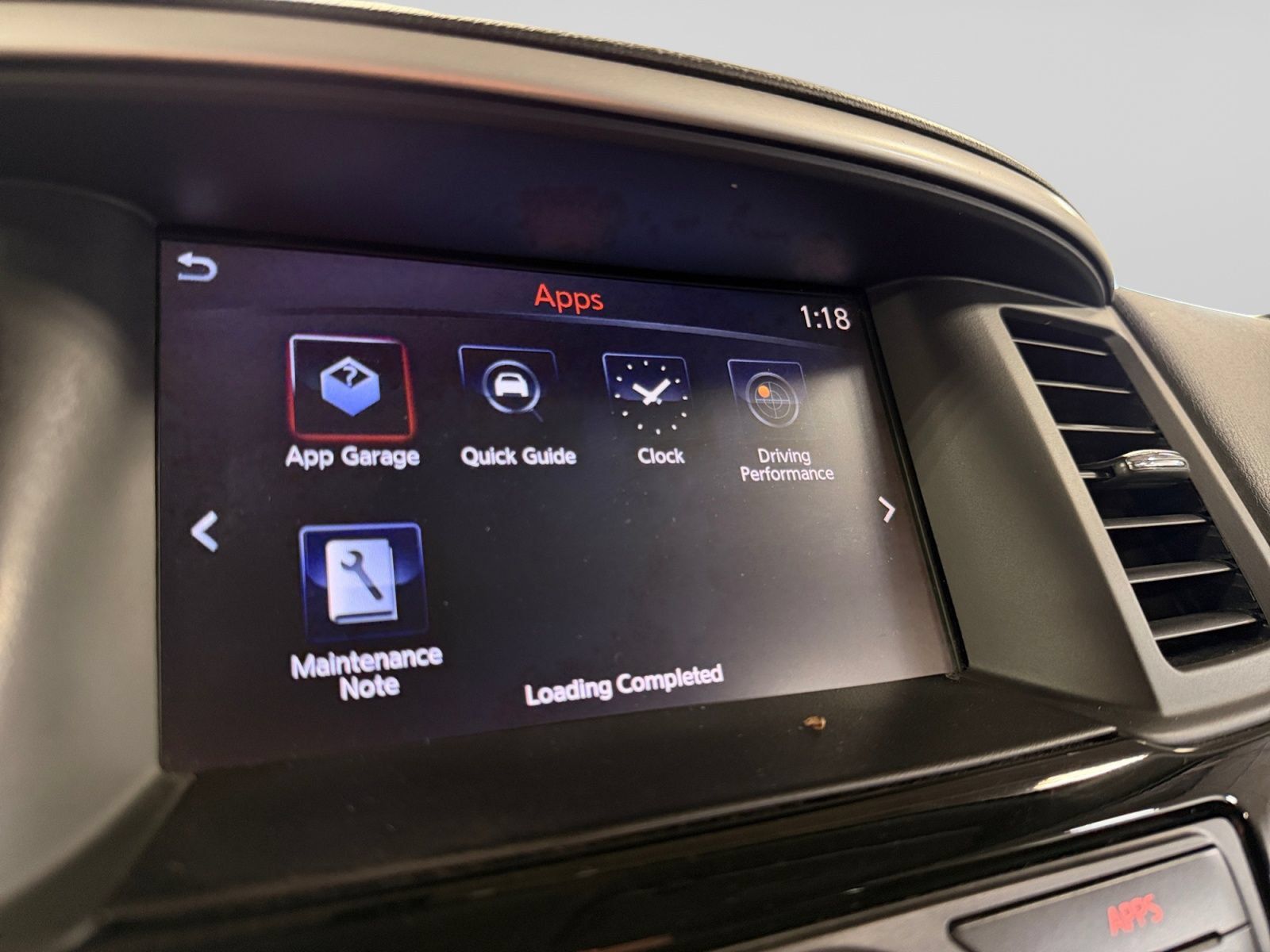 Used 2018 Nissan Pathfinder S AWD/4WD image 28