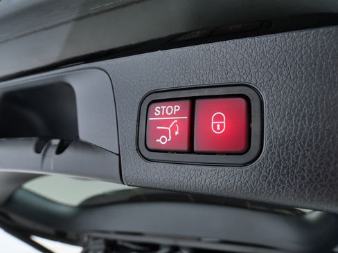 Certified 2026 Mercedes-Benz GLB 250 4MATIC image 8