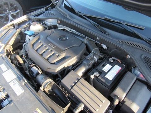 Used 2020 Volkswagen Passat 2.0T SE w/ Sunroof Package image 42