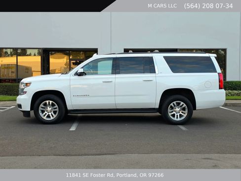 Used 2019 Chevrolet Suburban LT AWD/4WD image 9