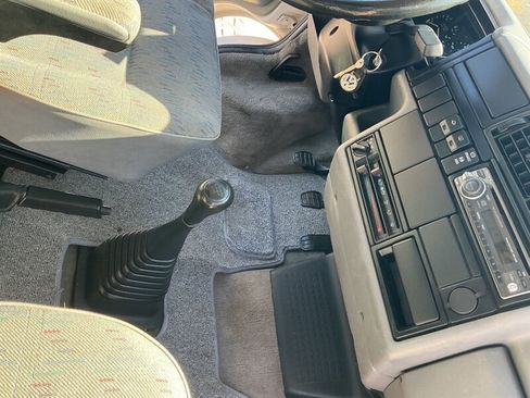 Used 1995 Volkswagen Eurovan Camper FWD image 34