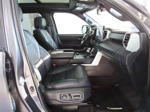 Used 2023 Toyota Tundra Platinum w/ Advanced Package AWD/4WD image 36