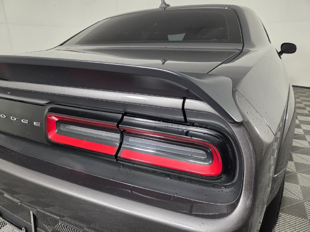 Used 2022 Dodge Challenger R/T Scat Pack RWD image 31