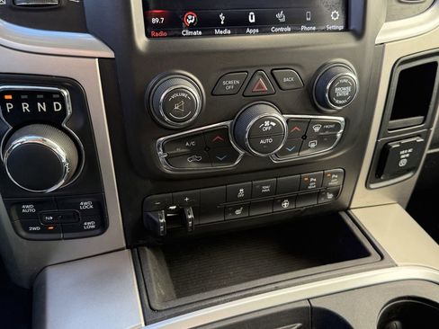 Used 2019 RAM 1500 Big Horn image 26