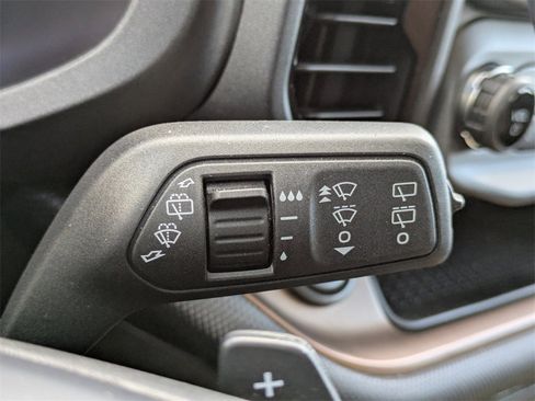 Used 2024 Ford Bronco Sport Badlands w/ Premium Package image 28