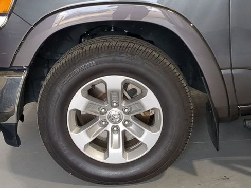Used 2022 RAM 1500 Laramie AWD/4WD image 17