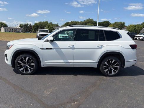 Used 2025 Volkswagen Atlas SEL Premium R-Line AWD/4WD image 2