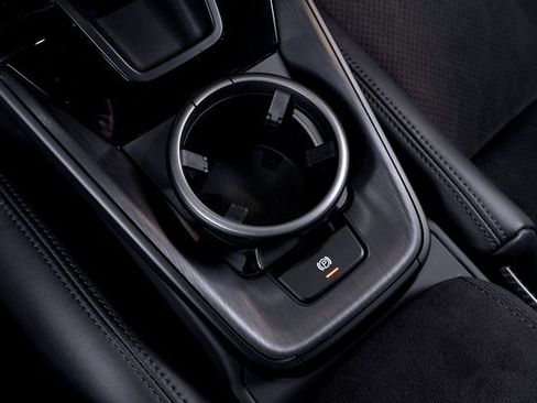 Used 2022 Porsche 911 Carrera GTS w/ Premium Package image 40