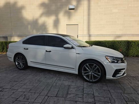 Used 2017 Volkswagen Passat 1.8T R-Line image 1