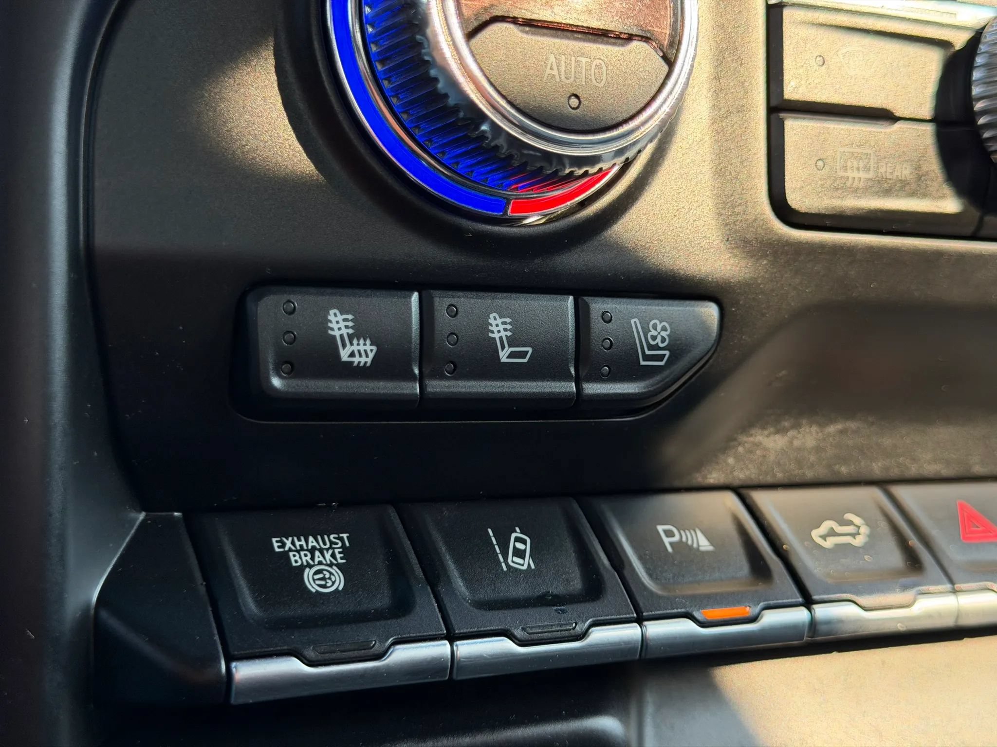 Used 2022 GMC Sierra 3500 Denali AWD/4WD image 47