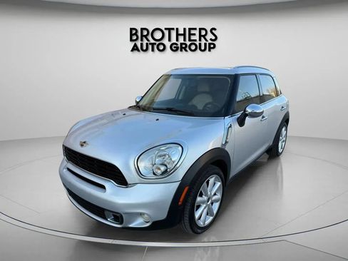 Used 2012 MINI Cooper Countryman S image 3