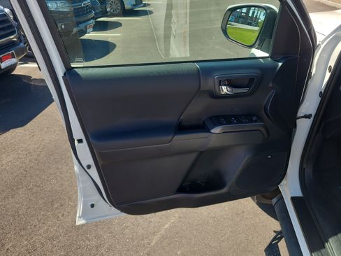 Certified 2019 Toyota Tacoma TRD Pro AWD/4WD image 14