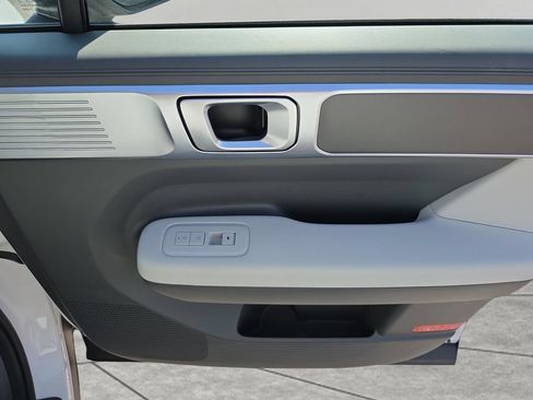 New 2026 Hyundai Santa Fe SE FWD image 23