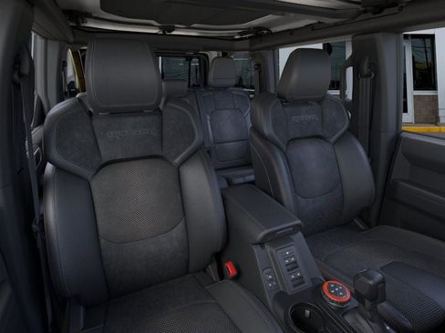 New 2025 Ford Bronco Raptor image 10