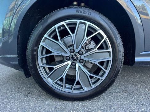 Certified 2025 Audi Q5 Premium Plus image 8