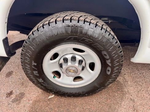 Used 2013 Chevrolet Express 2500 LS image 27