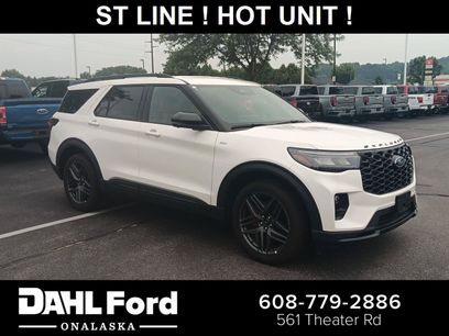 Used 2025 Ford Explorer ST-Line w/ ST-Line Street Pack