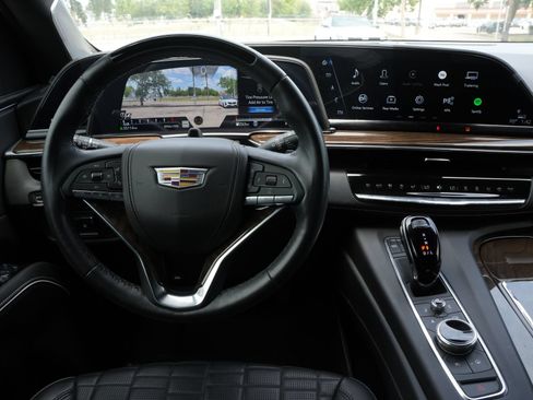 Certified 2024 Cadillac Escalade Sport Platinum w/ LPO, ONYX Package AWD/4WD image 10