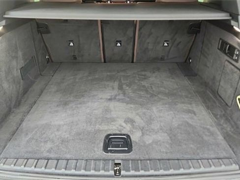 Used 2022 BMW iX xDrive50 w/ Premium Package image 15