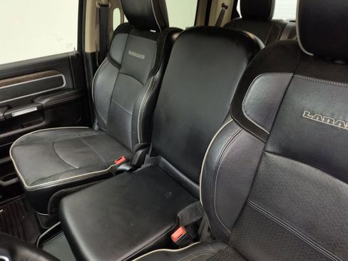 Used 2019 RAM 2500 Laramie image 30