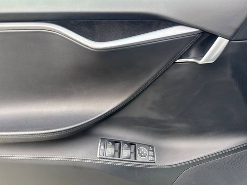 Used 2018 Tesla Model S 75D image 11