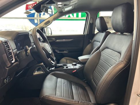 New 2025 Ford Ranger Lariat w/ Trailer Tow Package image 13