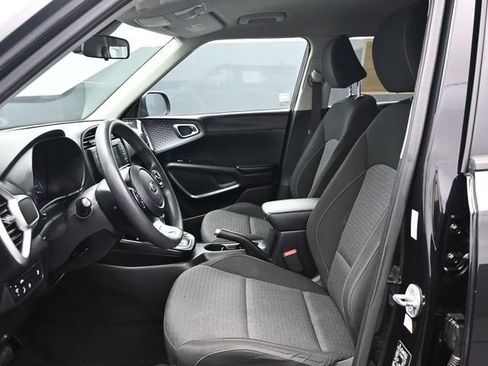 Used 2021 Kia Soul S FWD image 10