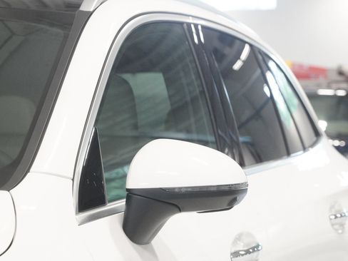 New 2027 Mercedes-Benz GLC 300 4MATIC image 9