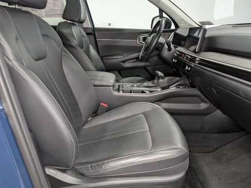 Certified 2025 Kia Sorento X-Line EX AWD/4WD image 46