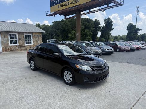Used 2013 Toyota Corolla L FWD image 9