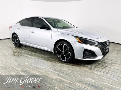 Used 2023 Nissan Altima 2.5 SR