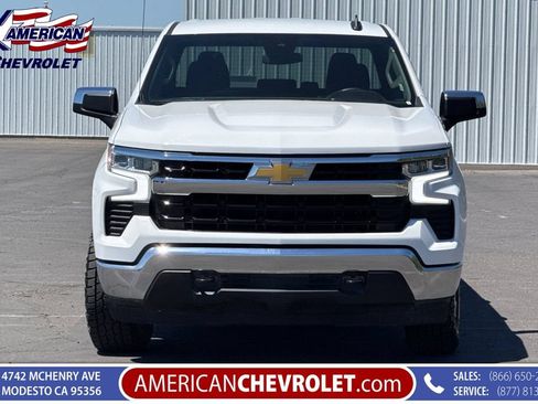 Used 2023 Chevrolet Silverado 1500 LT AWD/4WD image 9