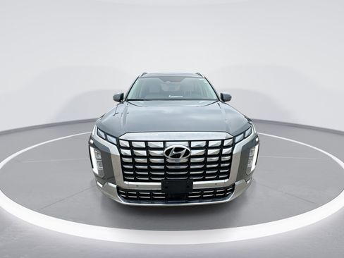 Used 2025 Hyundai Palisade Calligraphy AWD/4WD image 3