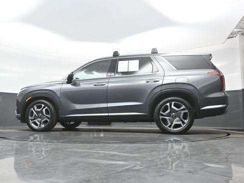 Used 2023 Hyundai Palisade Limited image 29