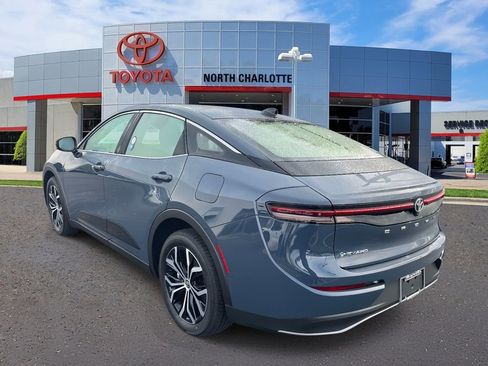 New 2026 Toyota Crown XLE image 8