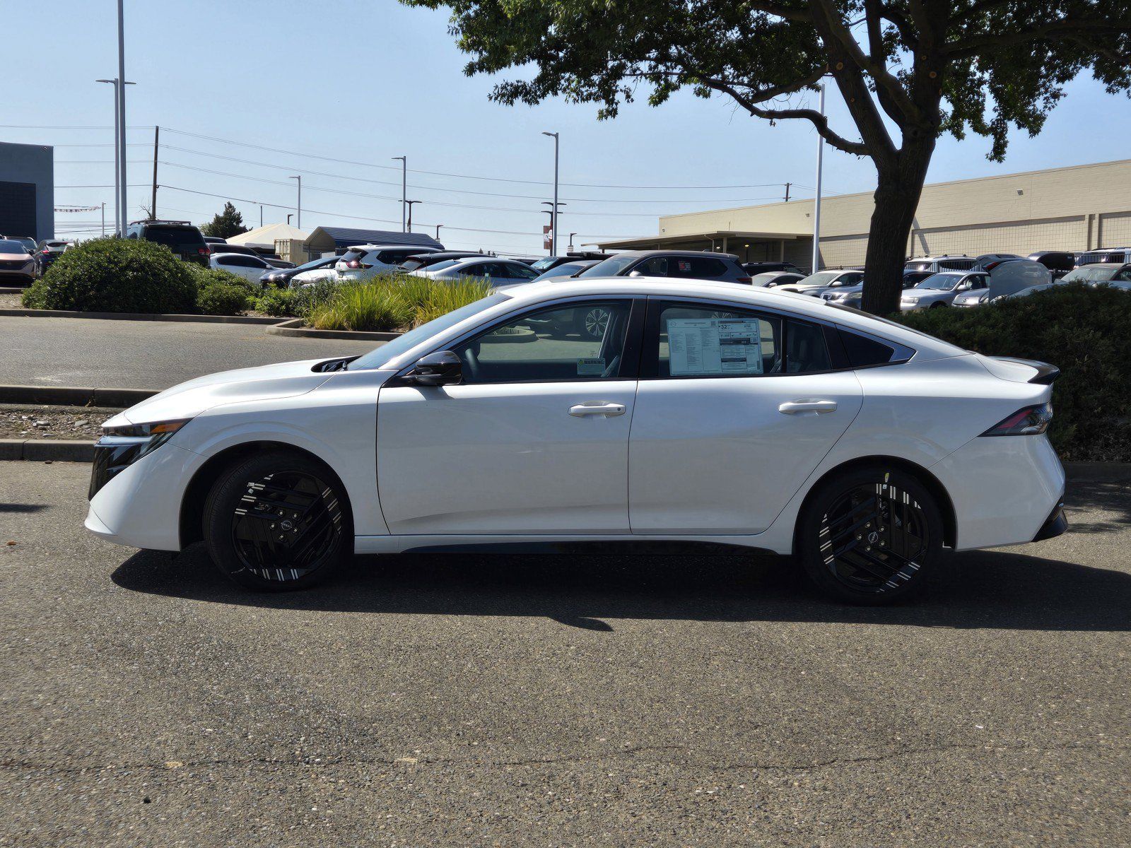New 2026 Nissan Sentra SR w/ SR Premium Package FWD image 7