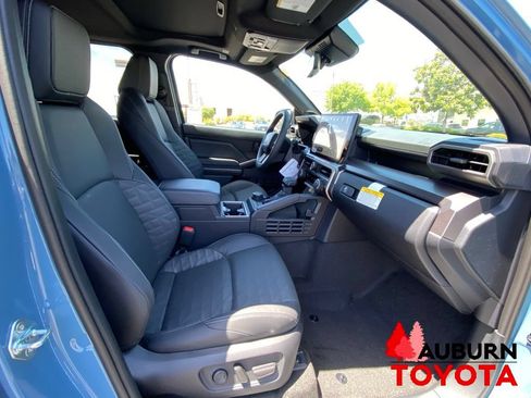 New 2026 Toyota 4Runner TRD Off-Road Premium AWD/4WD image 15