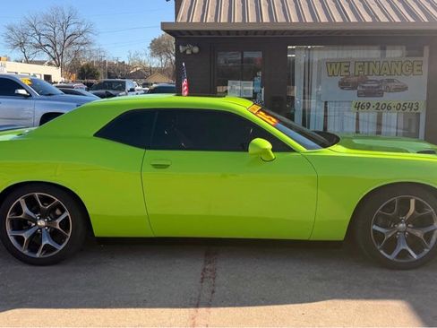 Used 2015 Dodge Challenger R/T Plus image 6