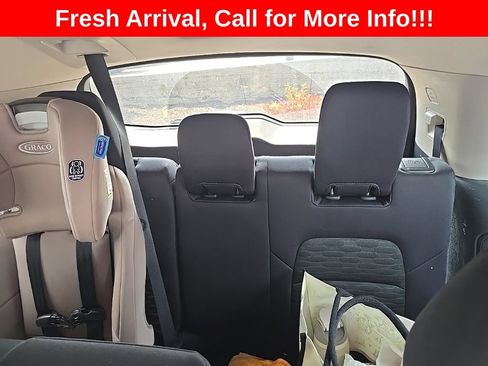 Used 2023 Nissan Pathfinder S FWD image 10