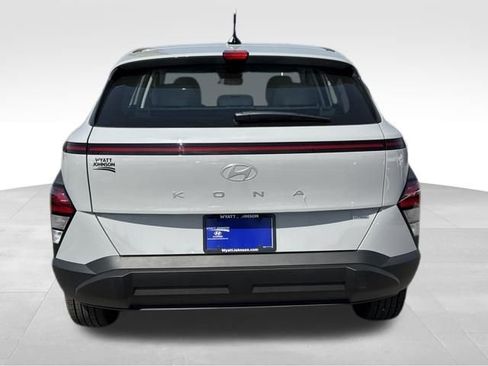 New 2026 Hyundai Kona SE AWD/4WD image 4