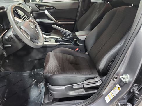Used 2018 Mitsubishi Eclipse Cross ES AWD/4WD image 9