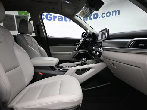 Used 2022 Kia Telluride S AWD/4WD image 9