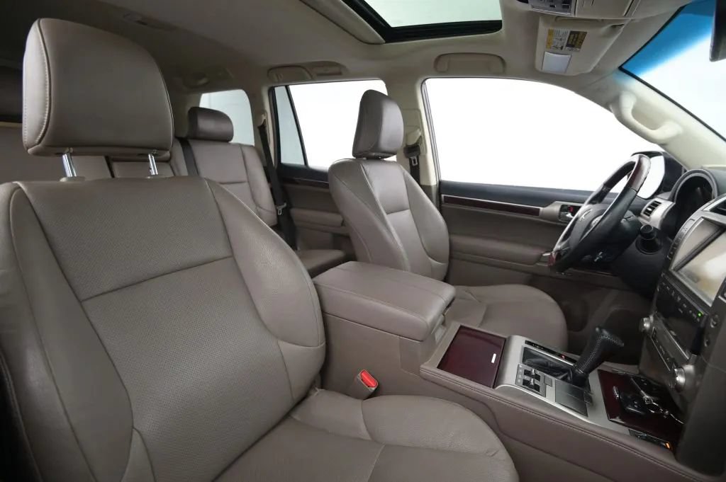 Used 2018 Lexus GX 460 Premium w/ Premium Package AWD/4WD image 51