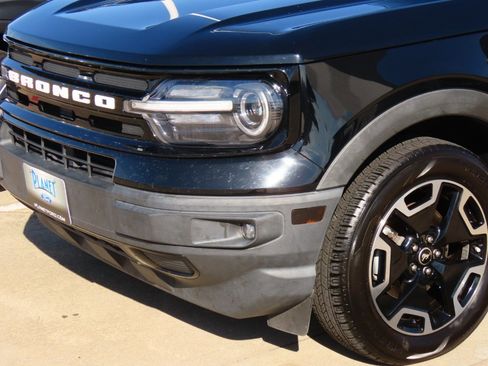 Used 2021 Ford Bronco Sport Outer Banks image 3