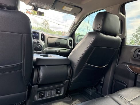 Used 2019 Chevrolet Silverado 1500 LT Trail Boss AWD/4WD image 14