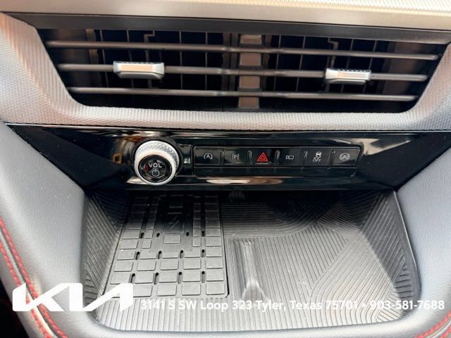 Used 2025 Ford Explorer ST-Line w/ Premium Package RWD image 20