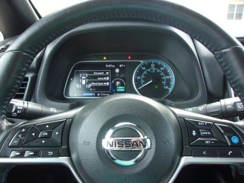 Used 2021 Nissan Leaf SV Plus w/ SV Plus Technology Package FWD image 32