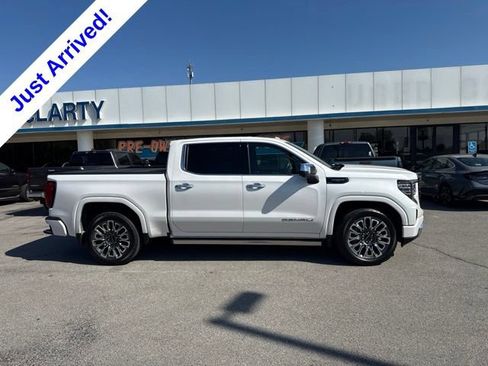 Used 2024 GMC Sierra 1500 Denali Ultimate AWD/4WD image 4