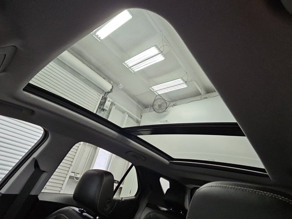 Certified 2024 Chevrolet Equinox Premier FWD image 29