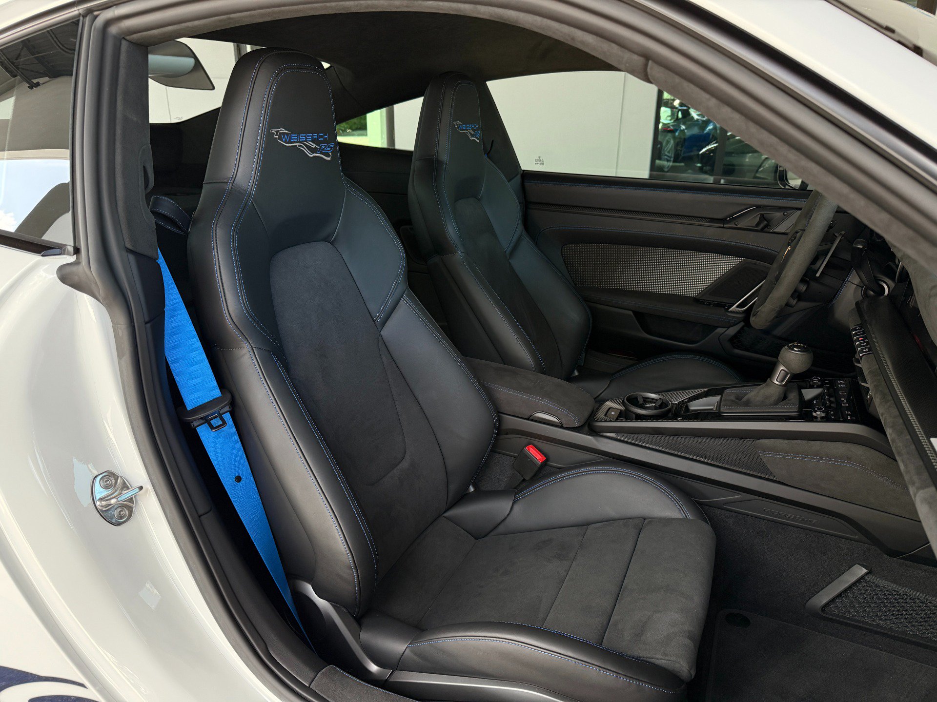 Used 2025 Porsche 911 GT3 RS RWD image 36
